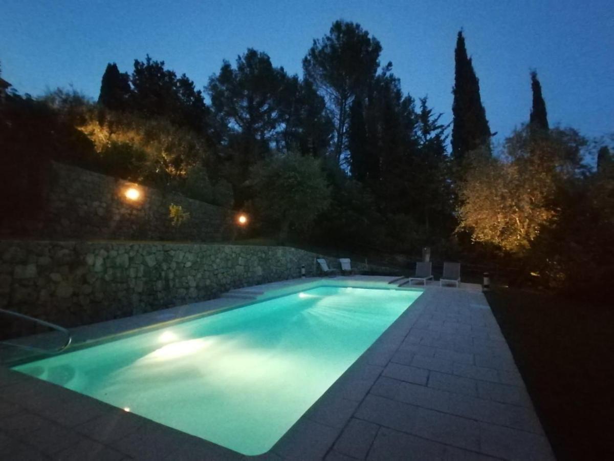 La Perasceda Bed & Breakfast Spéracèdes Bagian luar foto