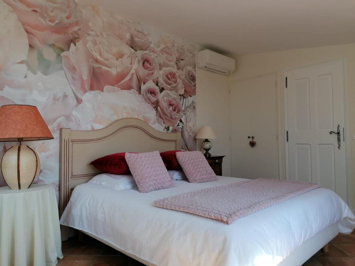 La Perasceda Bed & Breakfast Spéracèdes Bagian luar foto