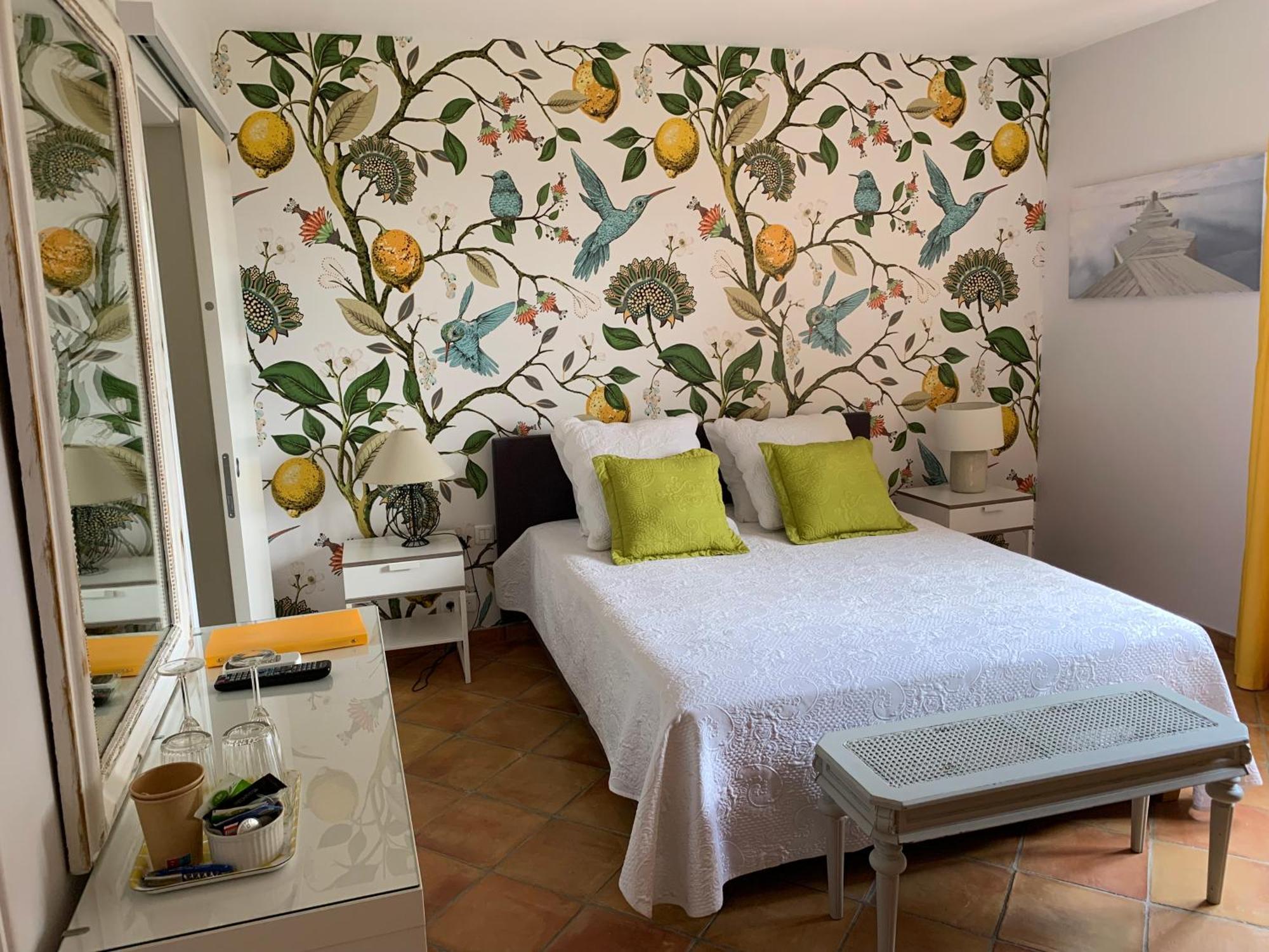 La Perasceda Bed & Breakfast Spéracèdes Bagian luar foto